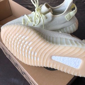 Yeezy Boost 350 V2